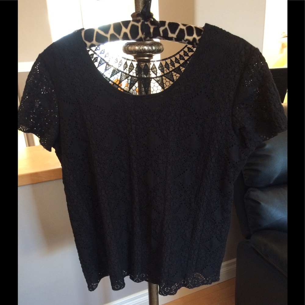 Gorgeous Initiatives black lacy top,Generous Large